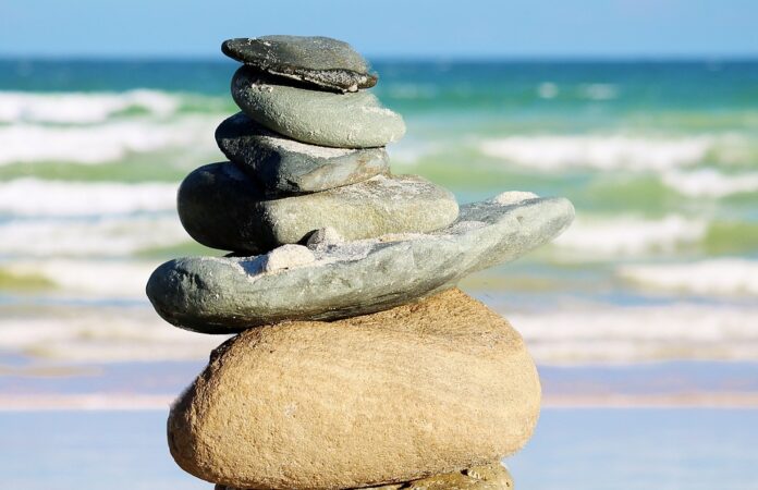 Steine stapeln - Balance